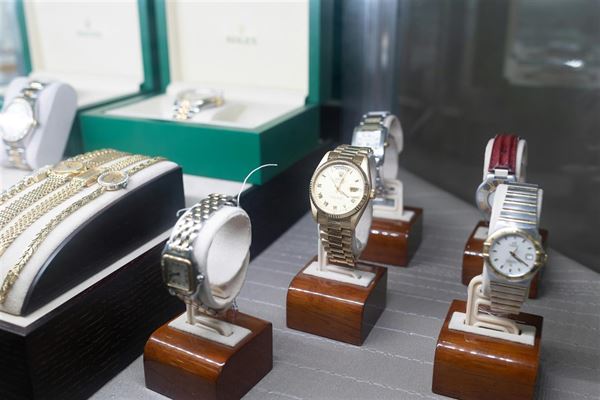 Nye og brugte luksusure